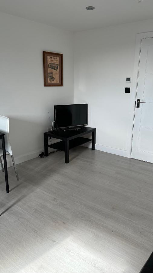 Stunning New 1 Bedroom Apartment Londýn Exteriér fotografie